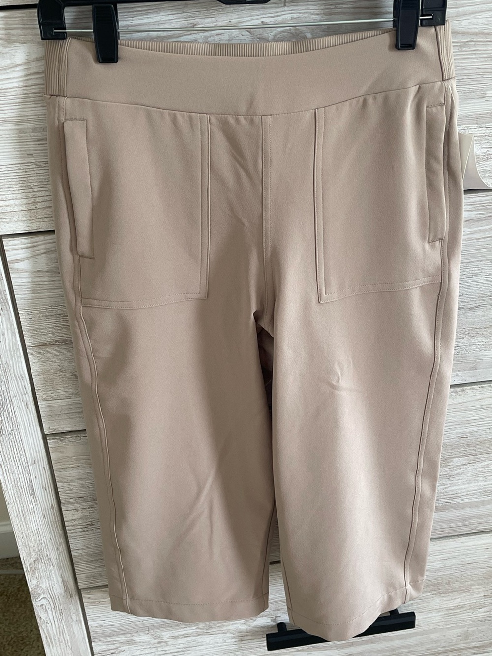 32 Degrees Tan Stretch Woven Utility Capri Pants S Everyday Travel Cropped NWT